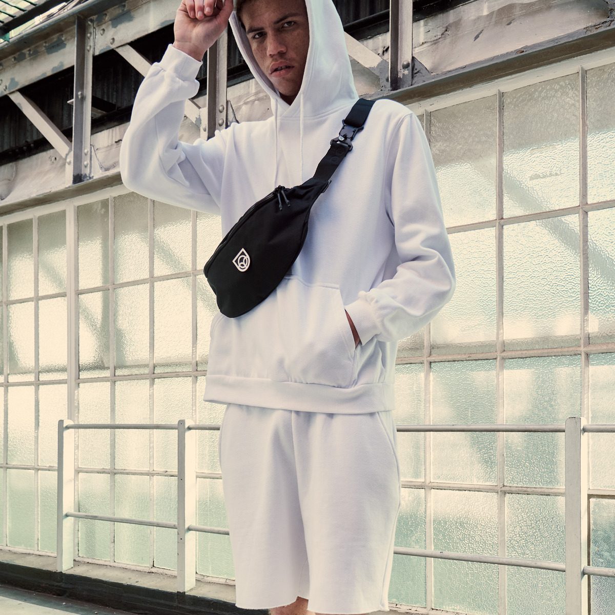 Bound Town Bumbag in Black – lifestyle